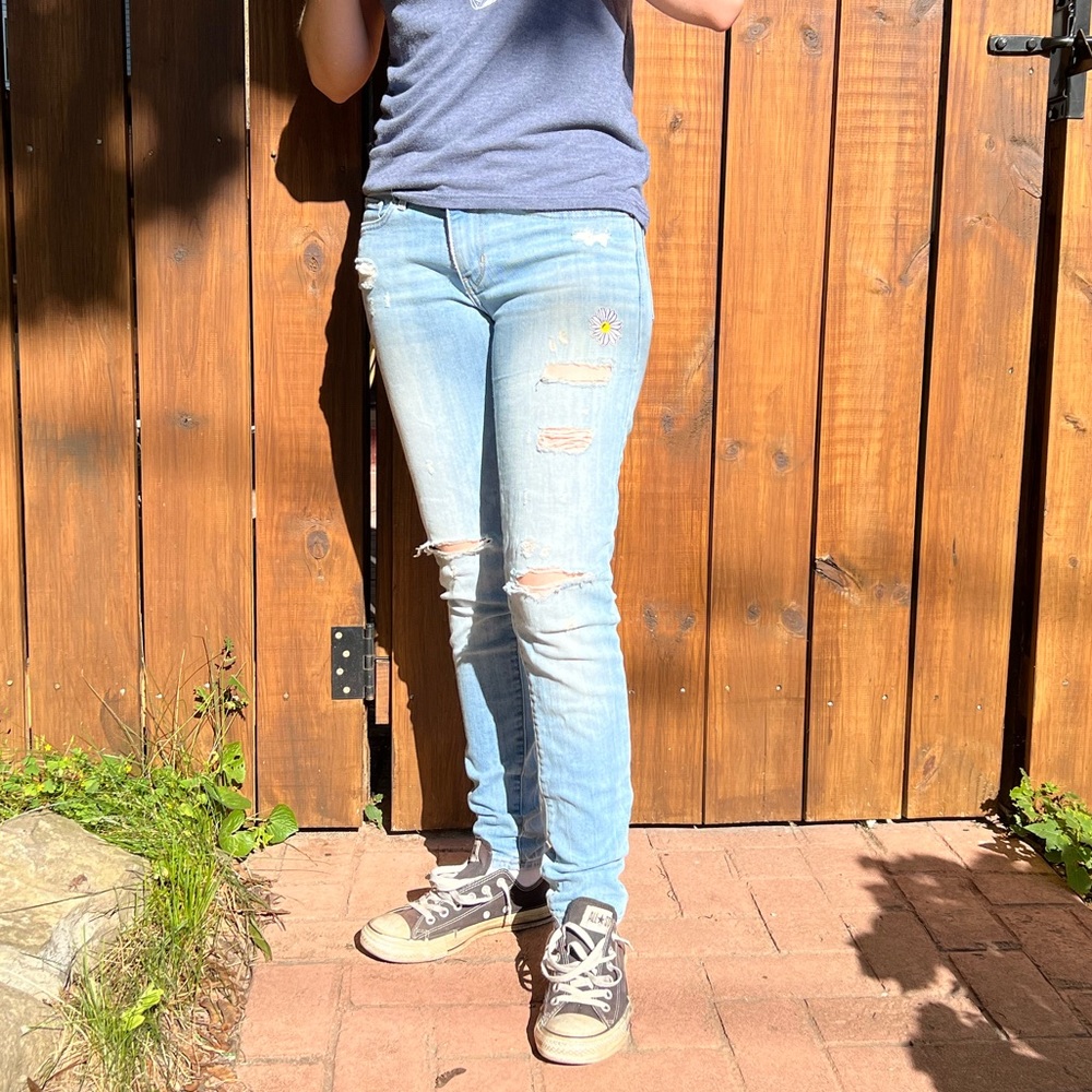 Levi’s 711 Skinny Super Soft and Stretchy with Patches